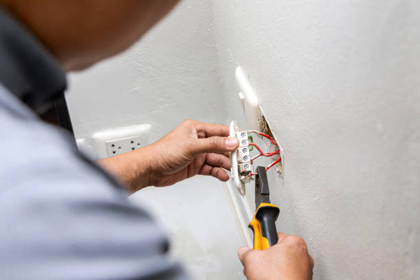Professional Electrician in MN